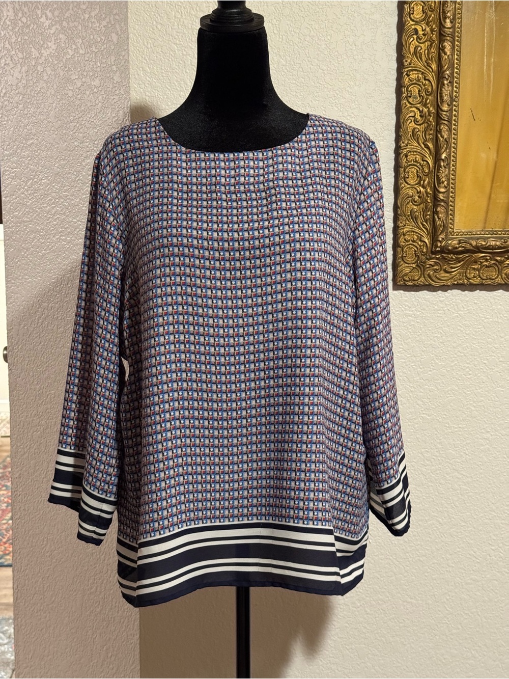 Violet & Claire Navy, White, and Red Geometric Long-Sleeve Tunic